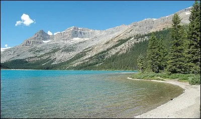 Où se trouve le lac Athabasca ?