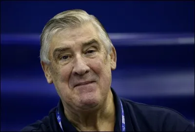 Dans quel sport s'est illustré le néerlandais Anton Geesink ?