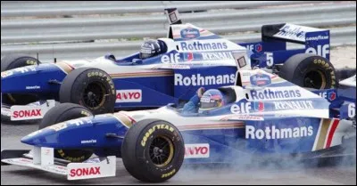 1997 : Malgré plusieurs victoires de Villeneuve , Michael Schumacher est en tête à mi-saison. La course au championnat ressemble à un duel entre les deux et se poursuit jusqu'au dernier Grand Prix, à Jerez.