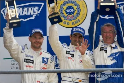 Jacques a essayé de mettre la main sur une troisième couronne avec ses tentatives aux 24 Heures du Mans : seul Graham Hill revendique l'exploit. En 2008, au volant de sa Peugeot 908, avec Nicolas Minassian et Marc Gené, il termine second.