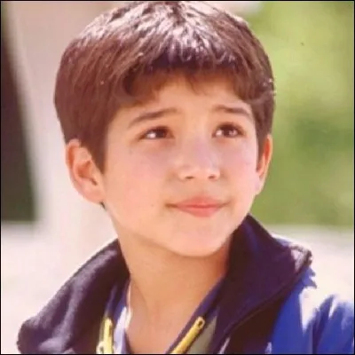 Quel animal a attaqué Scott quand il était enfant ?