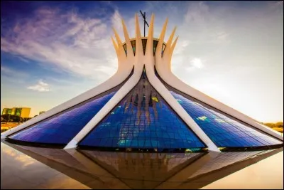 De quel pays Brasilia est-elle la capitale ?
