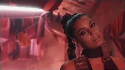 Compléter la chanson "Des fleurs et des ...