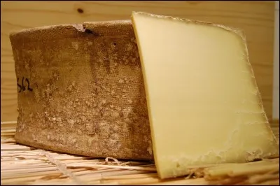 Le Beaufort est un fromage &agrave; p&acirc;te...