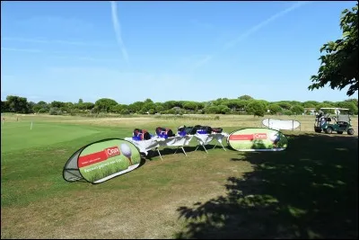 Quelle femme a chanté "Trousse-chemise" ?
