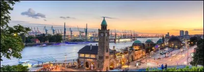 Reconnaissez-vous la chanteuse qui chante "C'est à Hambourg" ?