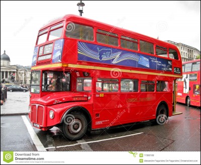 Quelle est la couleur des bus de Londres ?