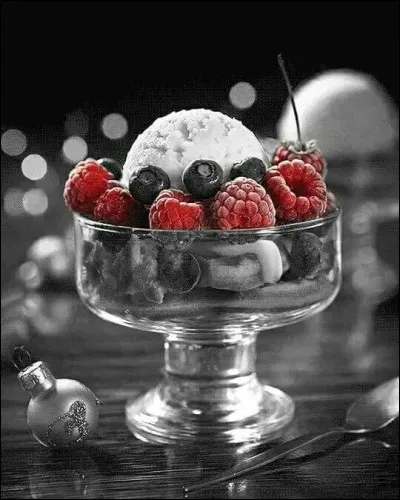 Quelle reine, née à Florence, a fait connaître "la glace", sous forme de sorbet, en France ?