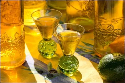 Quelle est cette boisson italienne, alcoolisée à base de citron ?