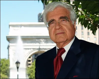 Arthur Miller a écrit : "Mort d'un commis voyageur". Quelle récompense a obtenu cette uvre ?