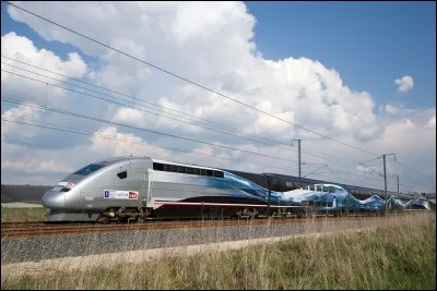 En quelle année le record du monde de vitesse en train à traction électrique a-t-il été établi ? (quiz de janvier 2018)