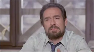 Dans "au nom du peuple italien", le juge Bonifazi, incarné par Ugo Tognazzi, poursuit un puissant homme d'affaires. Qui est le réalisateur de ce film de 1971 ?