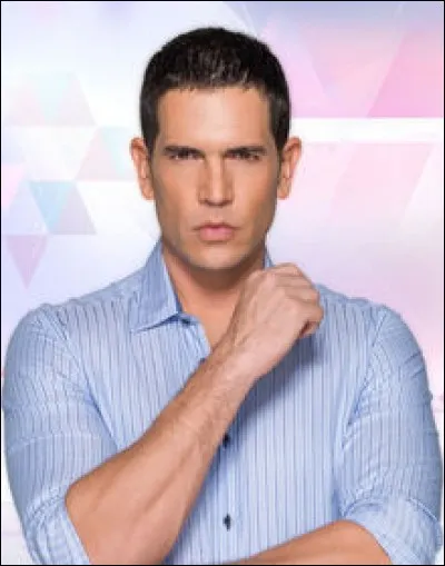 Comment s'appelle le père de Violetta ?