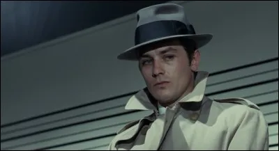 Qui est la maîtresse d'Alain Delon dans le film "Le samouraï"