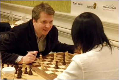 Quel est le deuxième prénom du grand maître anglais Nigel Short ?