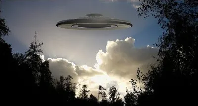 U - Un "ufologue" étudie les objets volants non identifiés.