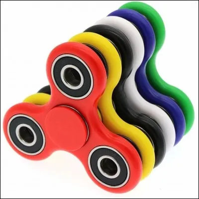 Grâce à quel youtubeur français, le handspinner a-t-il fait le buzz ?
