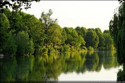 Quelle est la longueur de la Charente ?
