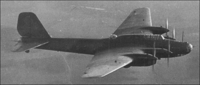 Ce bombardier lourd a été le seul quadrimoteur soviétique construit pendant le conflit. Quel est cet appareil ?