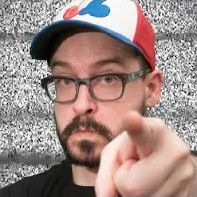 Qui est ce youtubeur québécois ?