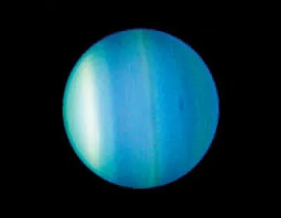 Uranus est une planète tellurique.