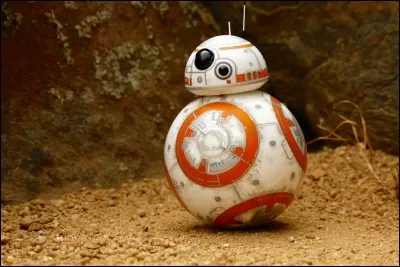 BB-8 est le robot de Luke Skywalker :