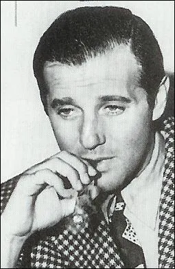 Gangster amricain qui fut impliqu dans la mafia juive et qui prit une part majeure dans le dveloppement de Las Vegas. Je suis :