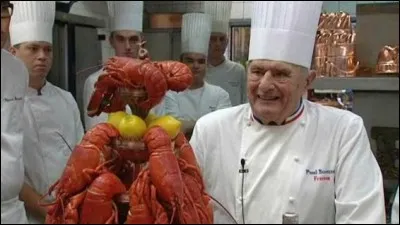 Hommage à Paul Bocuse, décédé à l'âge de 91 ans, et qui était surnommé :