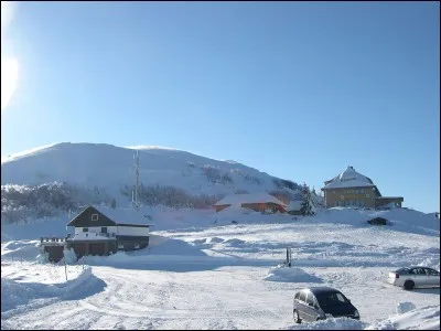 À 1 424 m, il est le point culminant du massif des Vosges. Quel est son nom ?