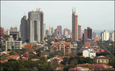 Lequel de ces pays a l'Asunción comme capitale ?