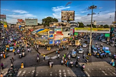 Nagpur est une ville située :