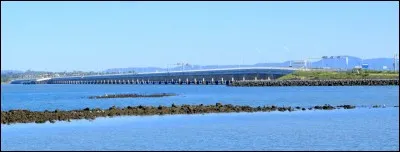Bramble Bay est situ&eacute;e dans quel &eacute;tat ou territoire australien ?