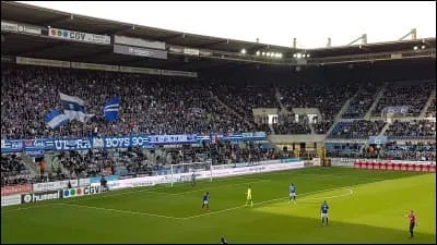 Comment le stade du RC Strasbourg d'Alsace se nomme-t-il ?