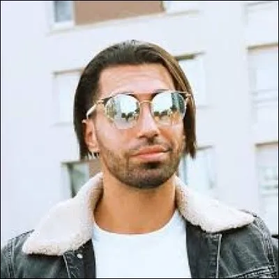 De quel groupe de rap "Ademo" fait-il partie ?