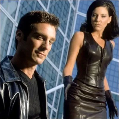 « Le Caméléon » : qui traque Jarod durant toute la série ?