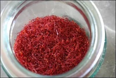 Le _____ est un produit agricole classé dans la famille des épices