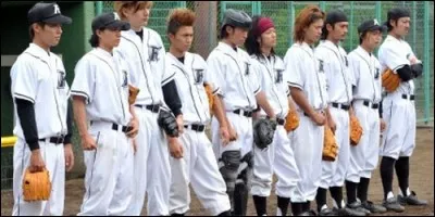 Dans "Rookies", les jeunes lycéens font du baseball.