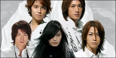 Dans "Yamato Nadeshiko Shichi Henge", Kyohei, Yukinojo, Takenaga et Ranmaru doivent vivre avec la jeune Sawako.