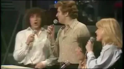 Qui chante "Paradis Blanc" ?