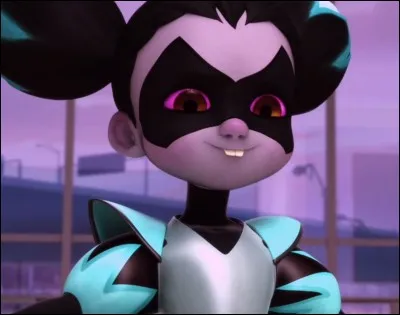 Qui est la marionnettiste ?