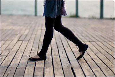 "On avance" est une musique de :