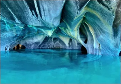 Où se situe la Cathédrale de Marbre, une grotte à Puerto Rio Tranquilo ?