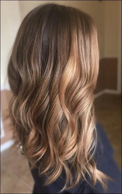 Tu préfères les cheveux...