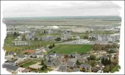 Commune du Centre-Val-de-Loire, dans la région agricole de la Beauce de Patay, Boulay-les-Barres se situe dans le département ...