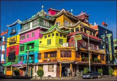 Cochez le pays ayant Santa Cruz de la Sierra comme ville !