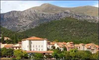 Commune Bas-Alpine, dans le parc naturel régional du Verdon, La Palud-sur-Verdon se trouve en région ...