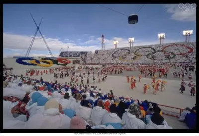 Ce sport était présent aux JO depuis la première édition mais uniquement pour les hommes. L'épreuve féminine apparaît en 1988 : quel est ce sport ?