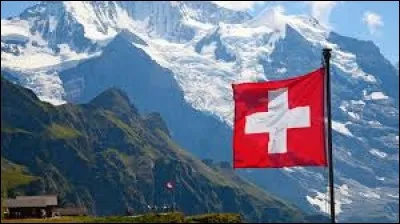 Le drapeau de la Suisse a une forme carrée.