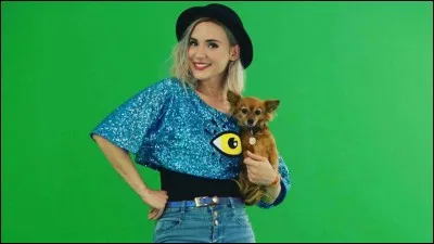 Qu'a-t-elle fait comme chanson ?