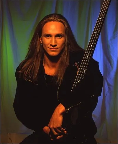 Qui est ce musicien suédois ayant été le bassiste d'Yngwie Malmsteen ?